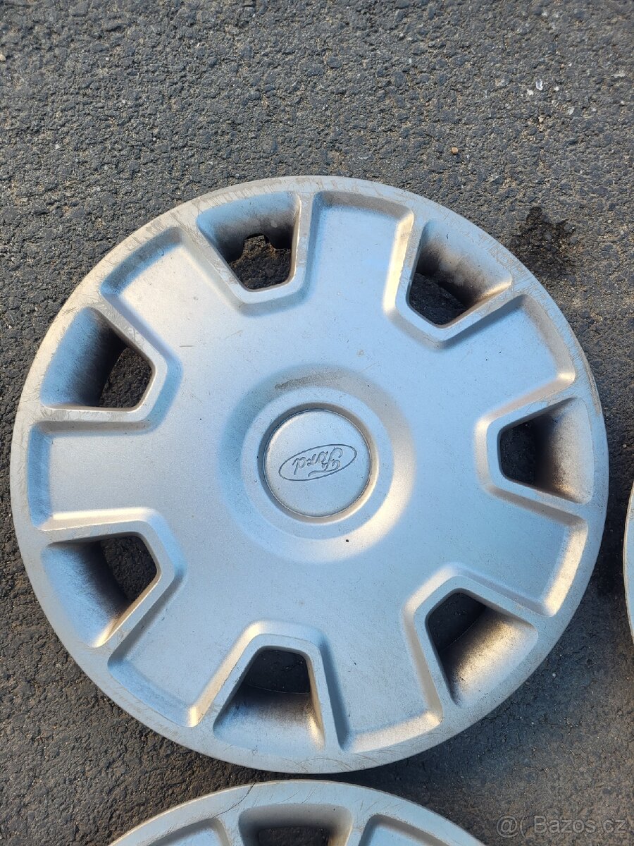 15" originální poklice Ford Focus - 2