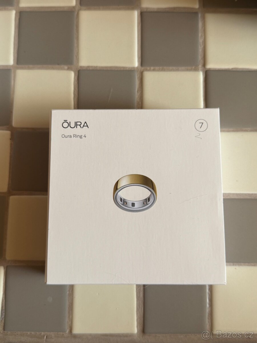 Oura Ring 4 Gold Size 7 - 2