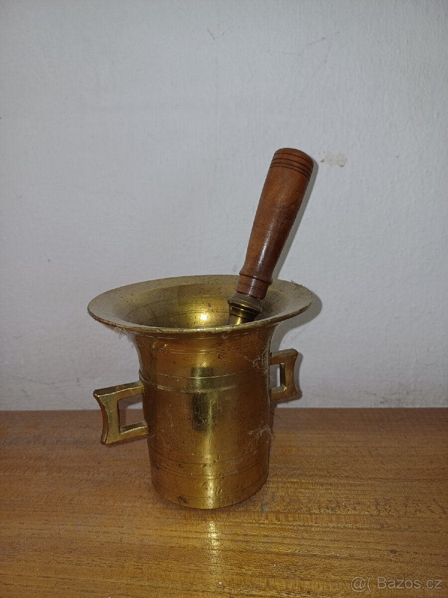 hmozdíř - 2