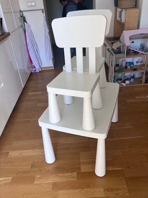 Stolek a dvě židle Mammut IKEA - 2