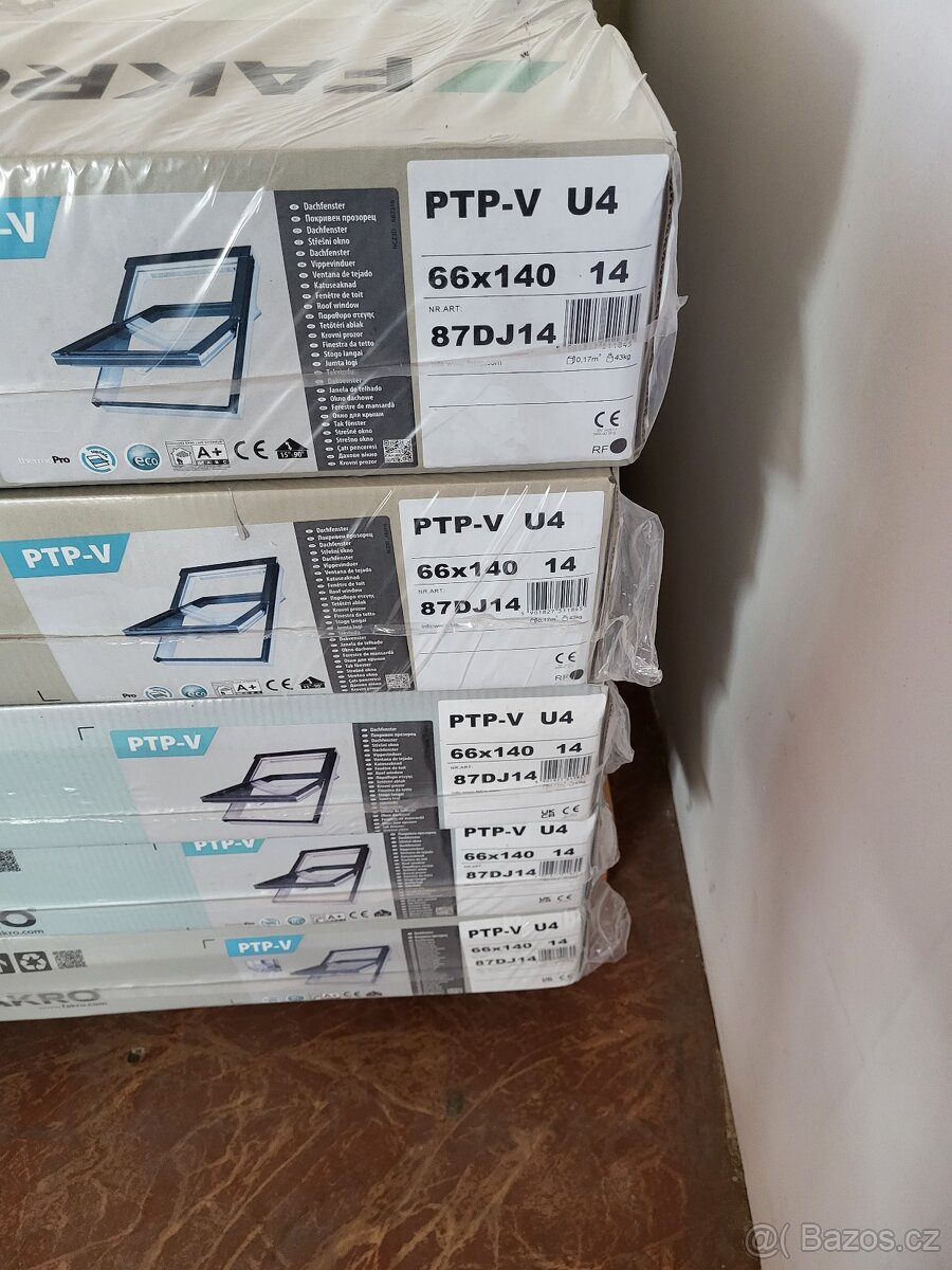 Střešní okno FAKRO 66x140 plastové trojsklo - 2