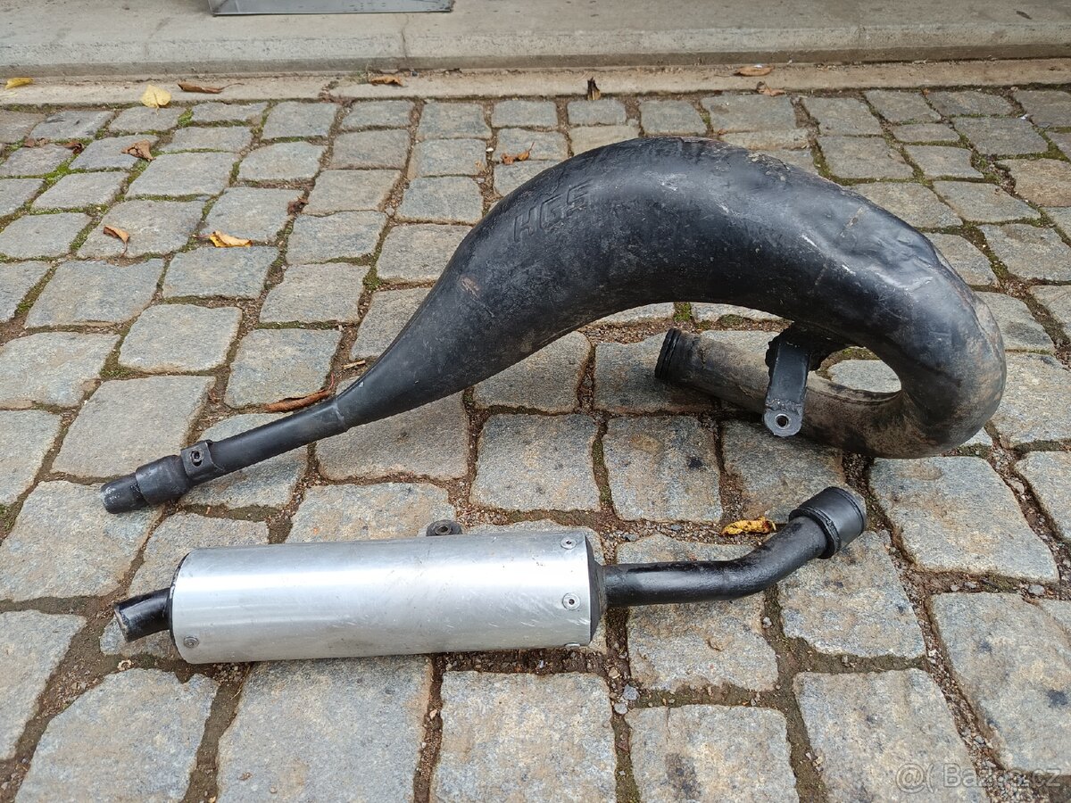 Prodám výfuk Suzuki RM125