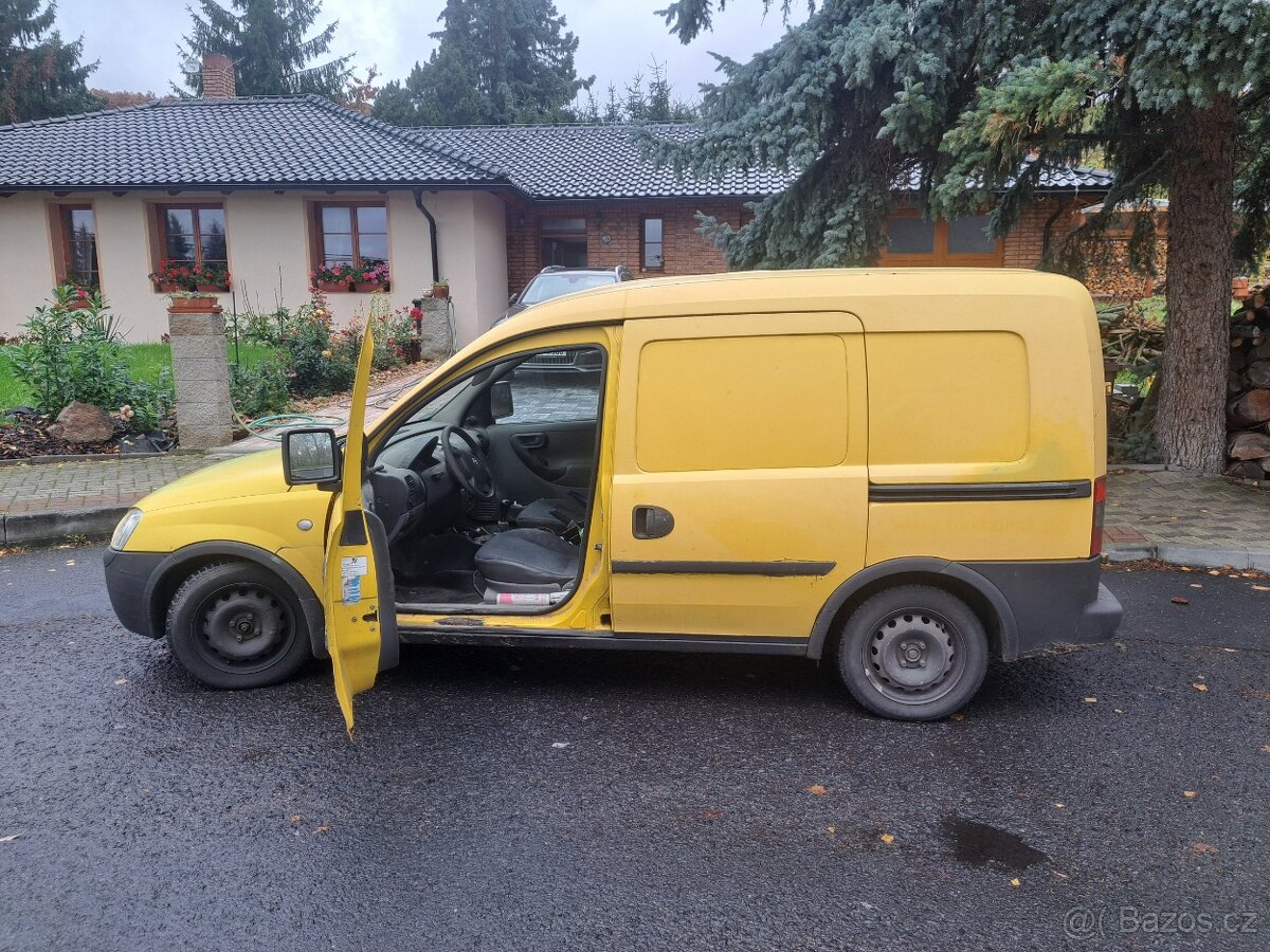 Opel Combo 1.7 D (48kW) - 2