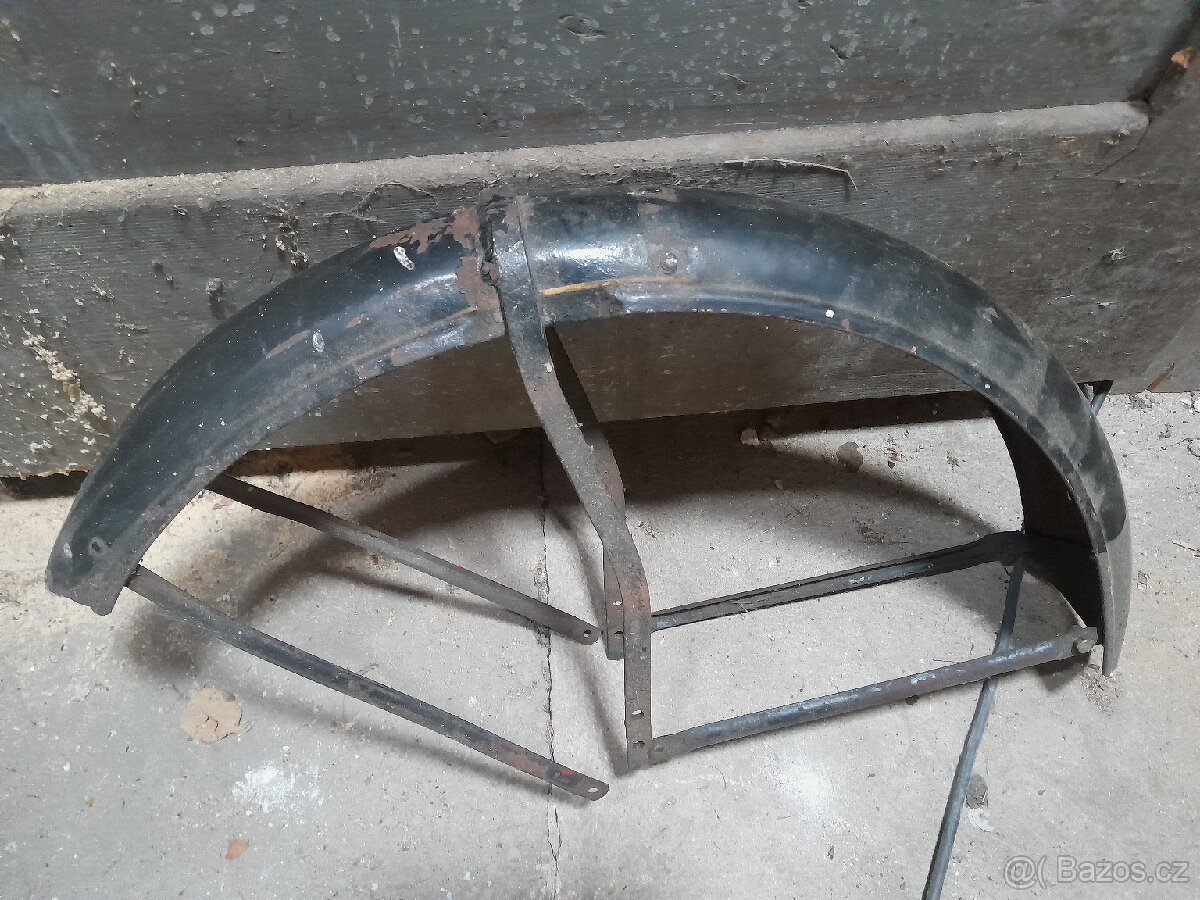 Přední blatník Jawa robot - 2