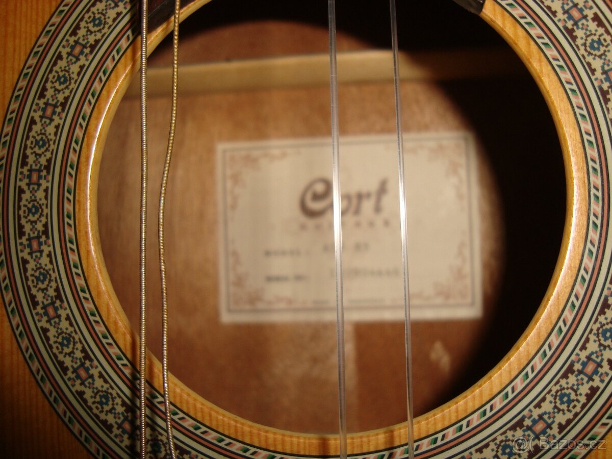 Dětská kytara Cort + ladička JOYO + futrál - 2