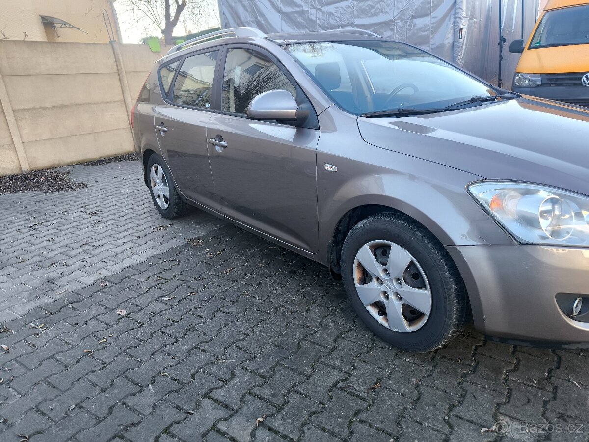 Ceed SW 2009 1.4 80kw - 2