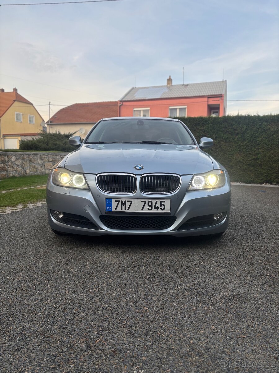 BMW e90 330i LCI - 2