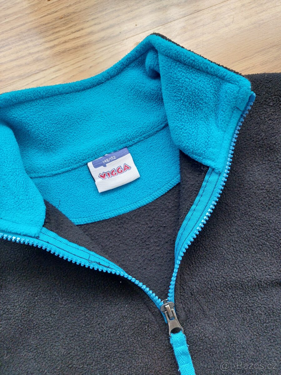 Fleecová černá mikina vel. 146/152 - 2