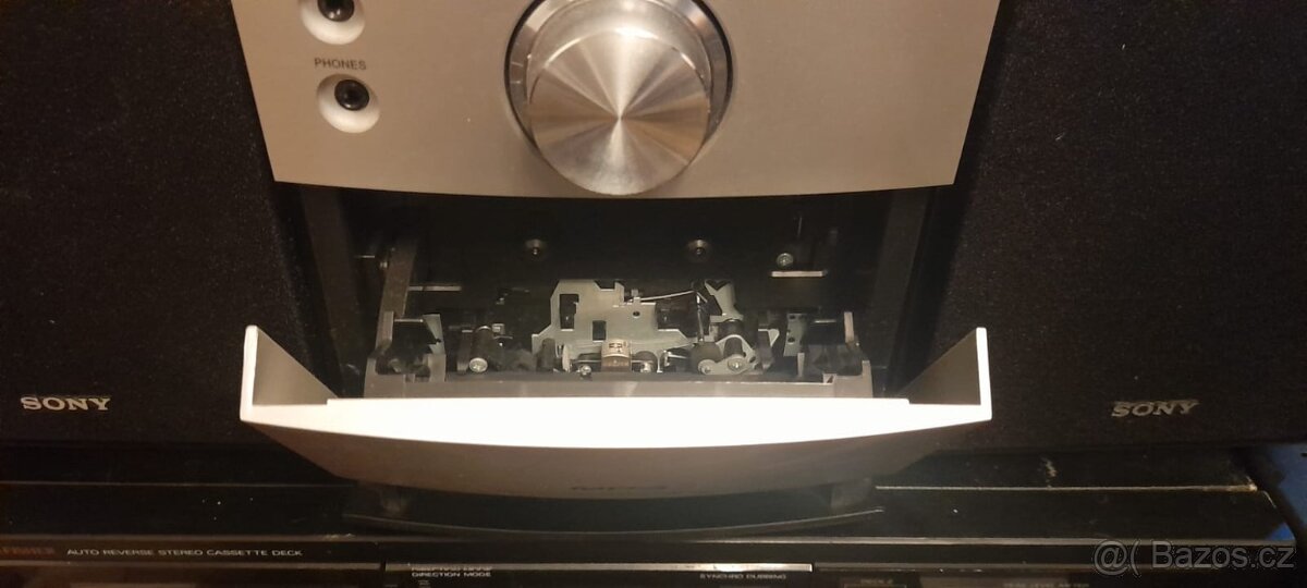 Sony věž--plně funkční--téměř nehraná. - 2