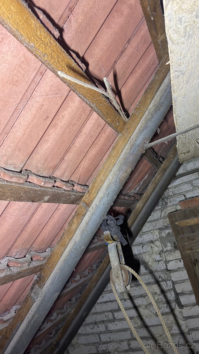 střecha - 2