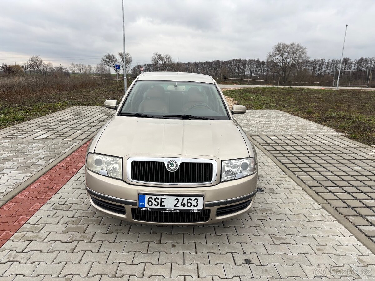 Škoda Superb 1 - 2