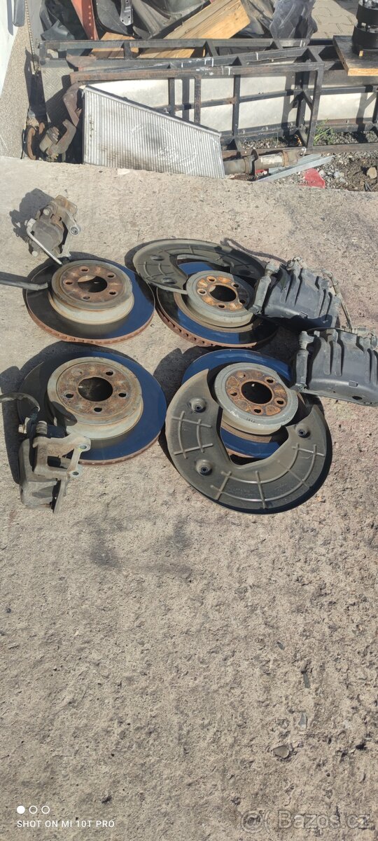 Dodge charger Challenger - 2