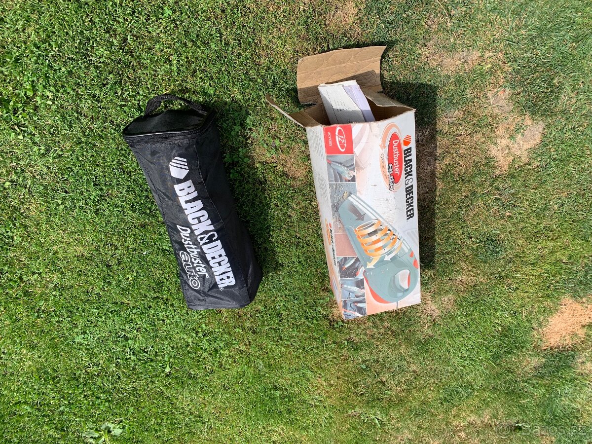 Vysavač do auta Black & Decker - 2