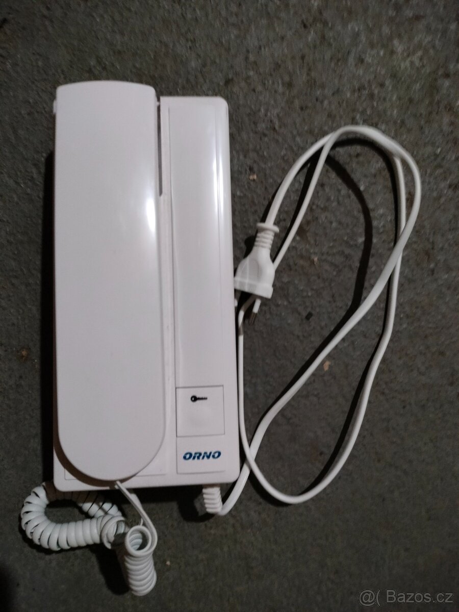 Domácí domovní telefon - 2