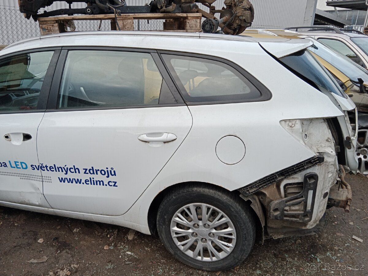 Poslední šance koupit díly Kia Ceed SW - 2
