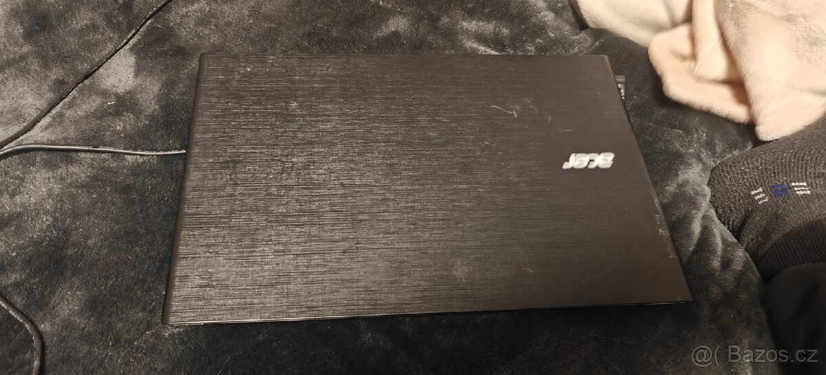 Výkonný Acer Aspire E5-573 | Intel Core i5 | 8GB RAM - 2