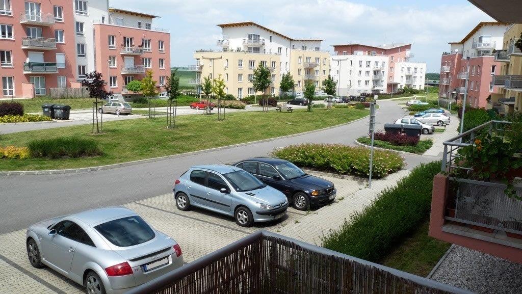 Pronájem v klidné lokalitě - 2