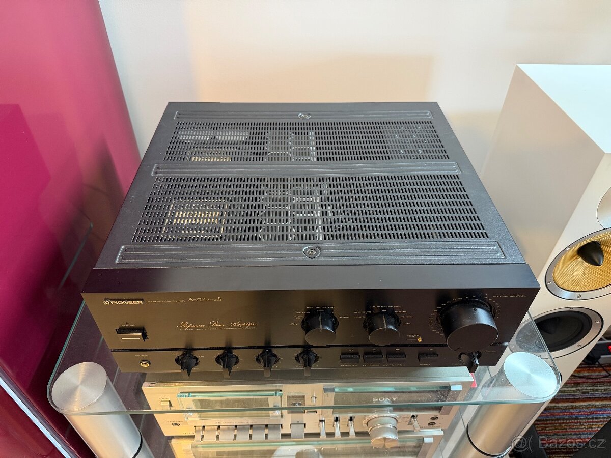 Pioneer A-717 Mark 2 - 2