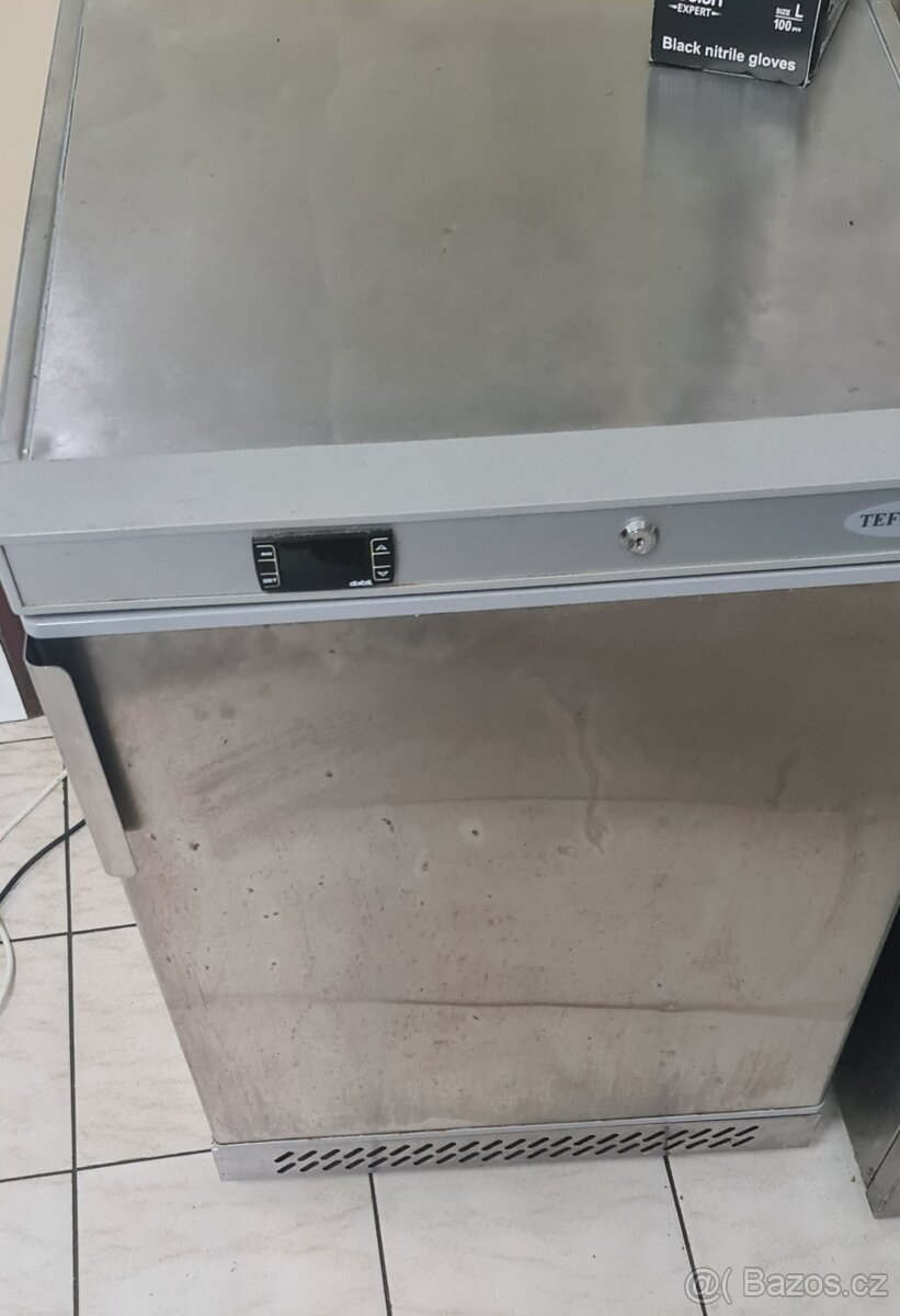 Mrazák Tefcold UF200S -120l nerez provedení - 2