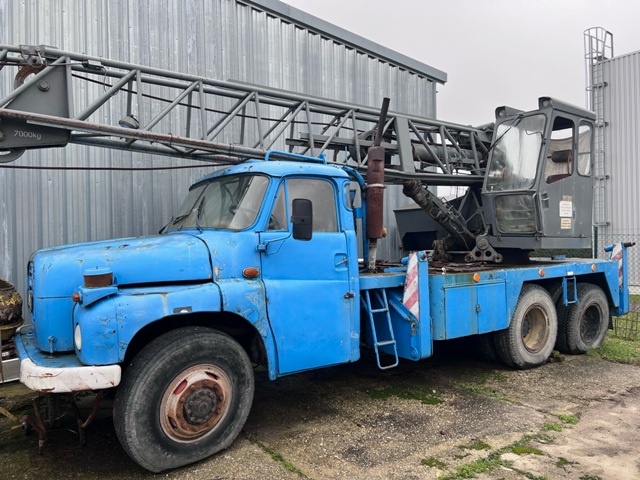 Tatra 148 AD 070 - 2