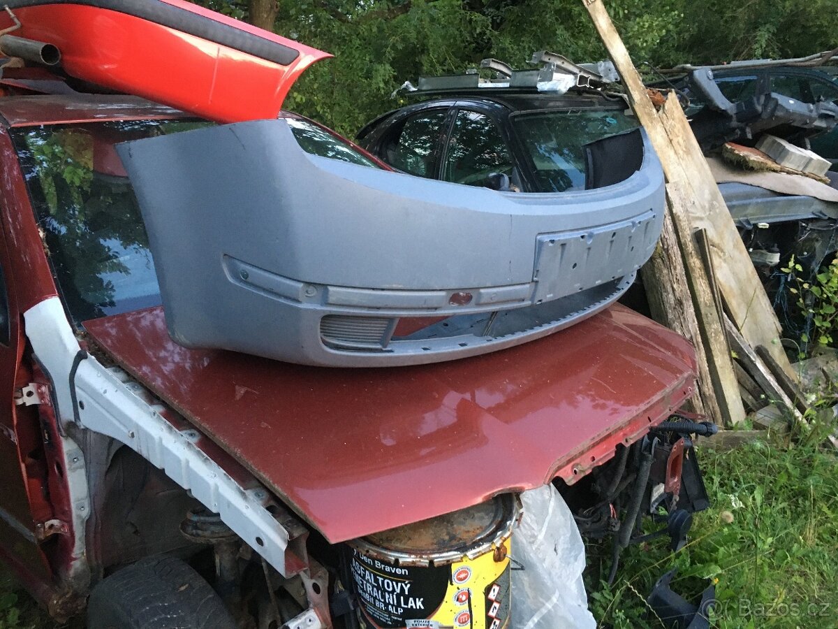 Škoda Fabia I - přední nárazník - 2