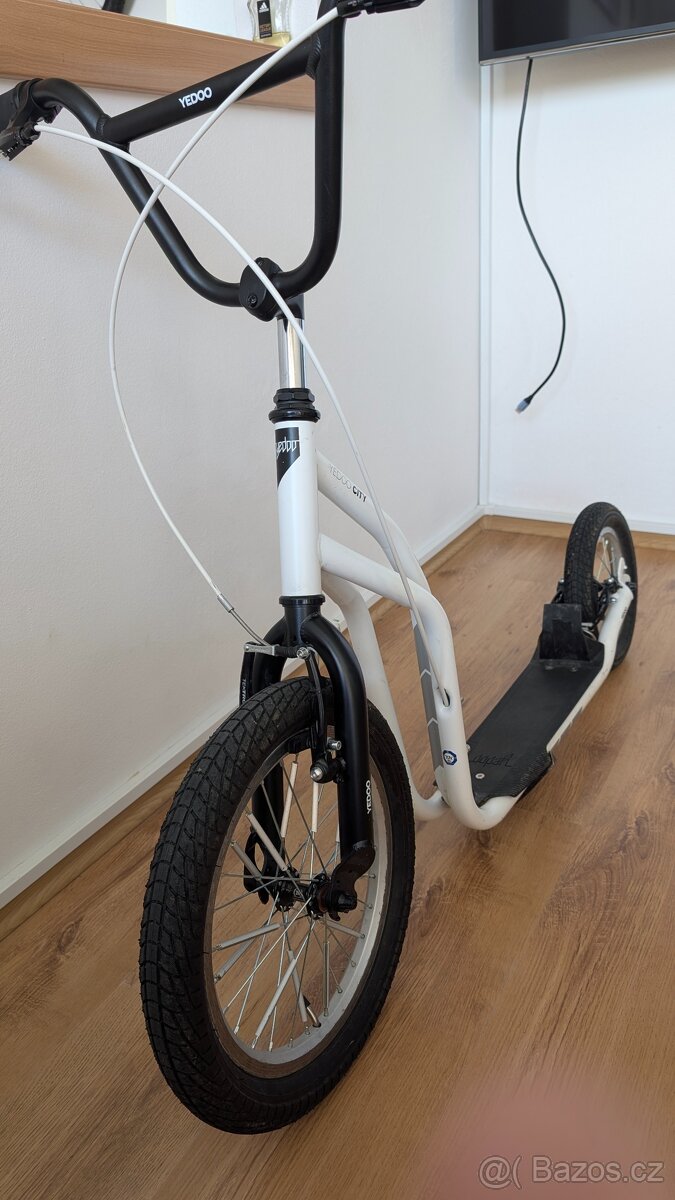koloběžka Yedoo City - 2