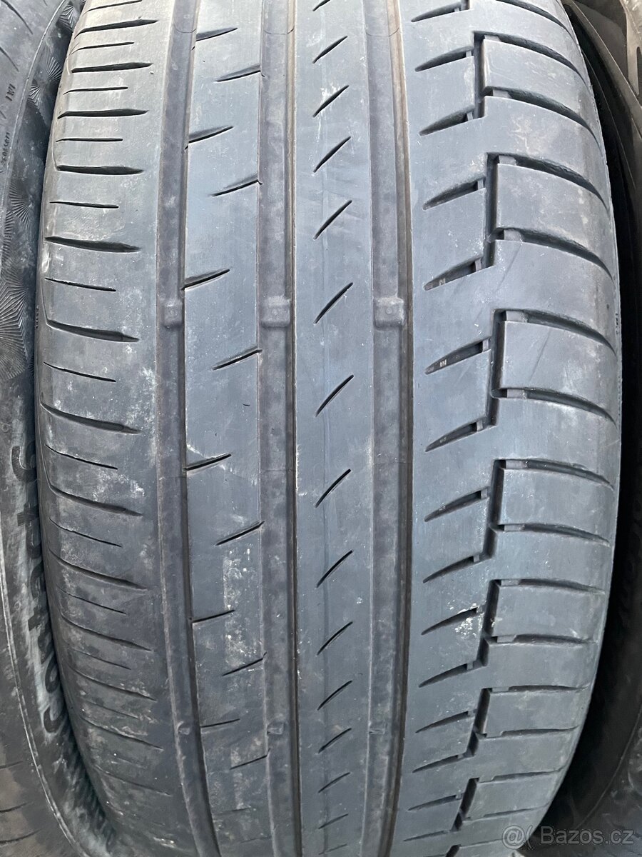 Letní 235/45/18 Continental - 2