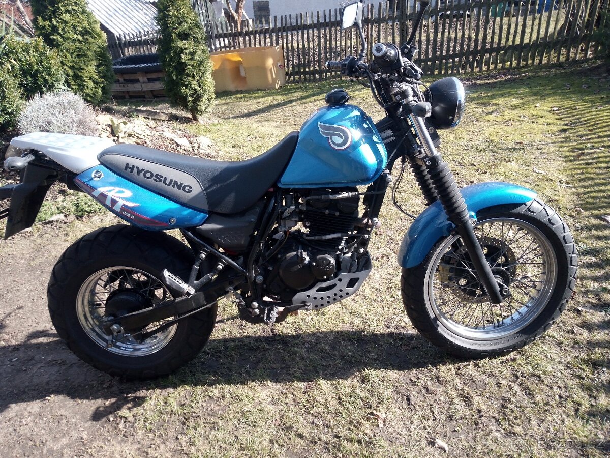 Hyosung Karion 125