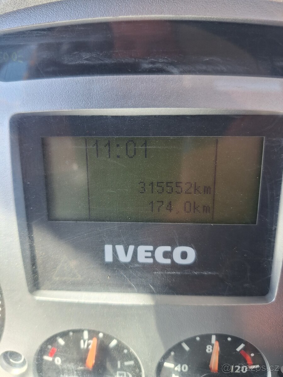 IVECO EUROCARGO ODTAHOVKA