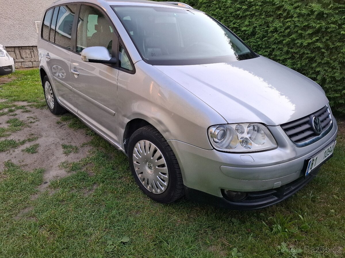 VW Touran 2.0 TDI 103kw Klima Model 2006 - 2