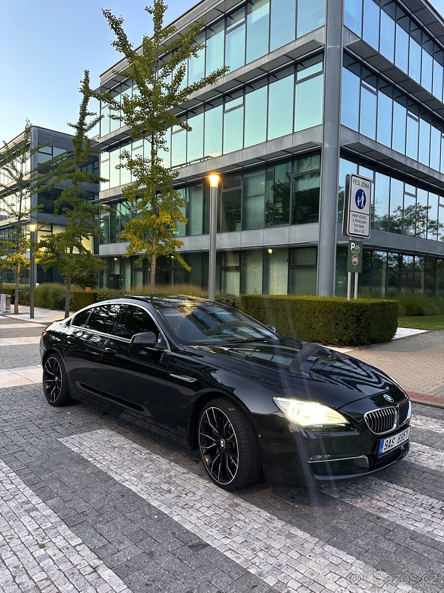 BMW 640i RWD,pano,grand coupe, - 2