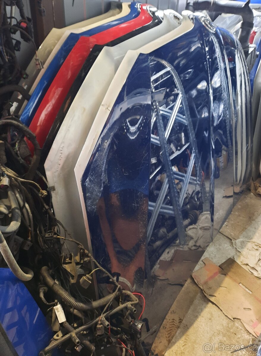 nd z škoda octavia 3 2.0tdi 110kw stříbrná bílá sahara modrá - 2