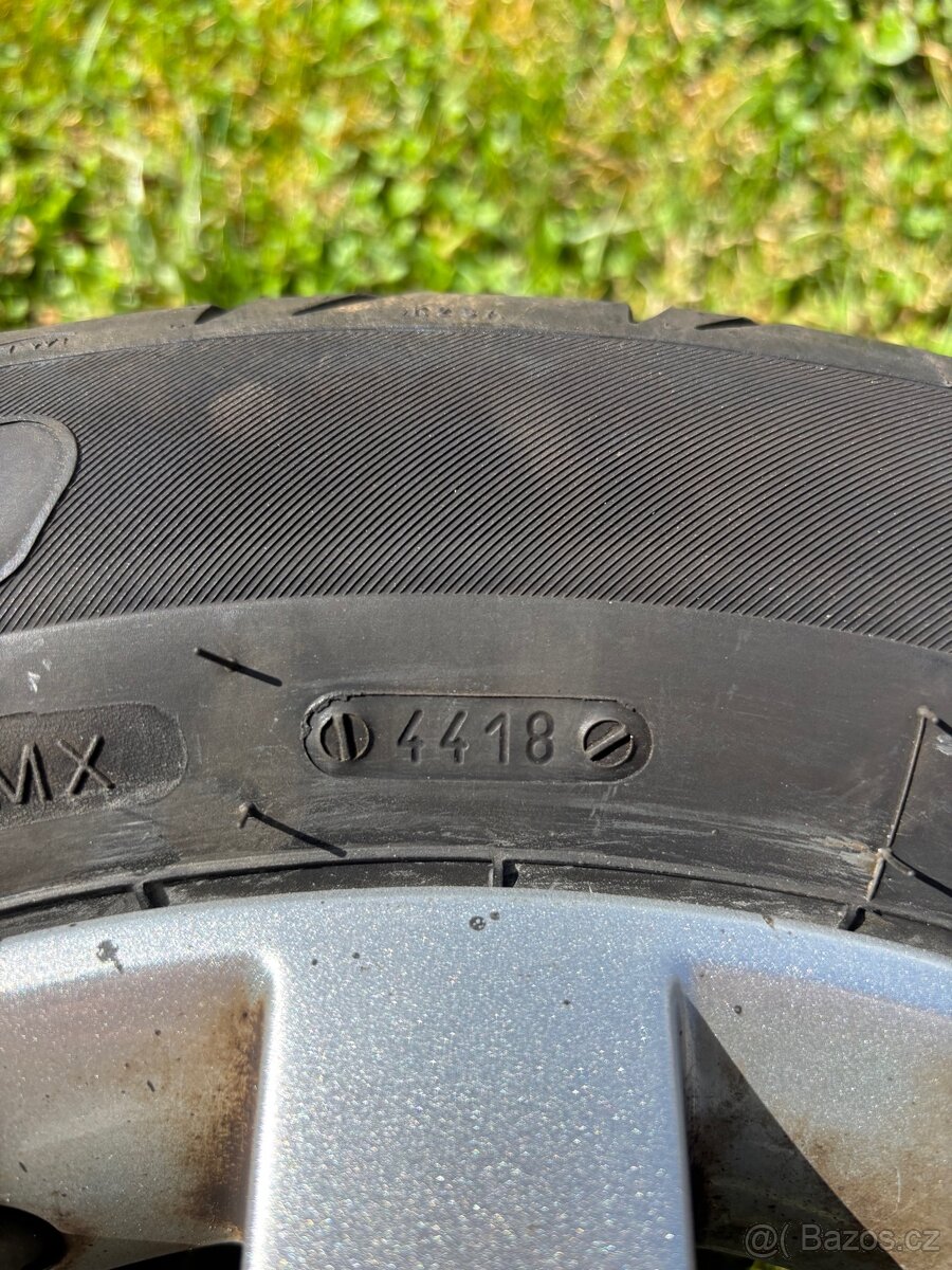 Kola ford fusion - 2