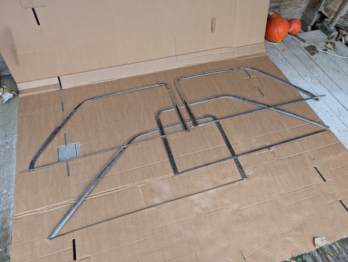 Nerez lišty dveří škoda 120 GLS - 2