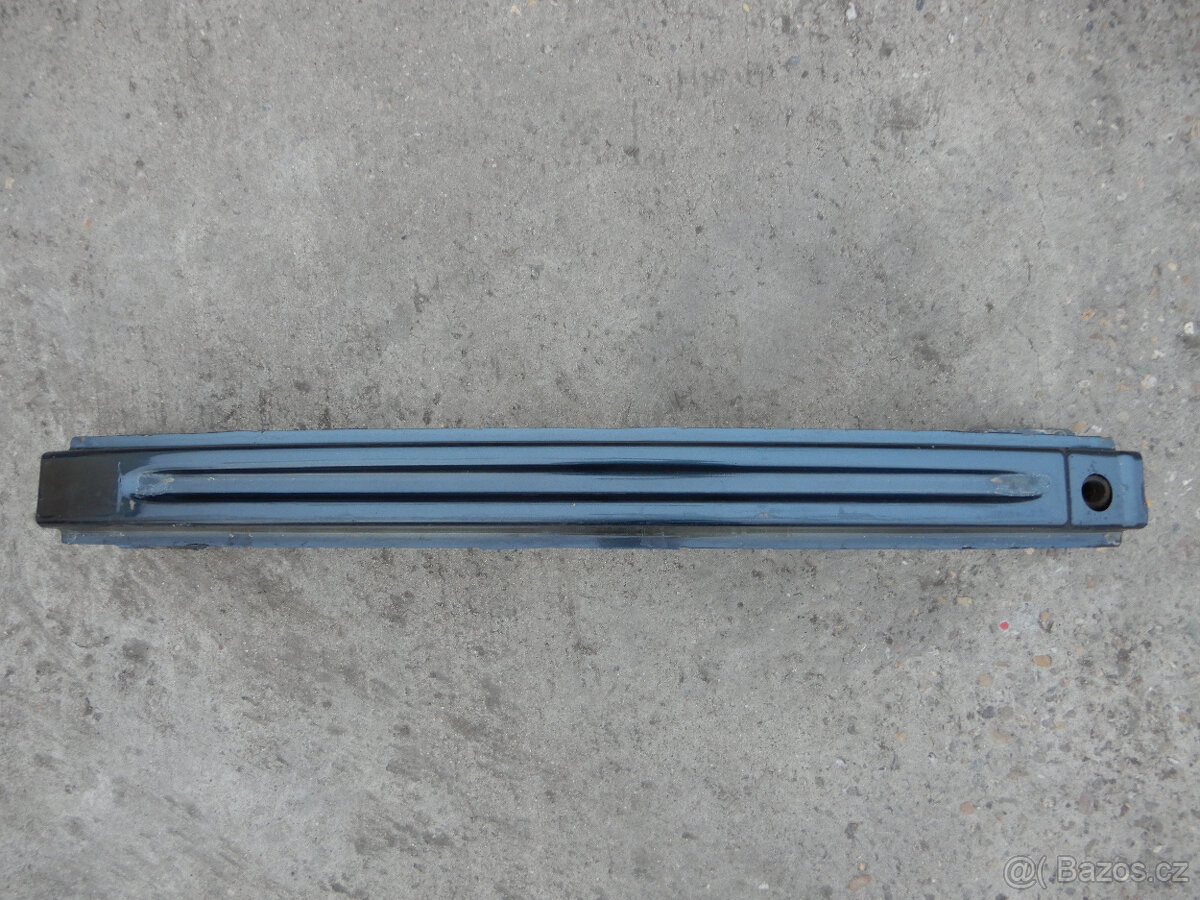 Výstuha zadního nárazníku Superb 3 kombi - 2