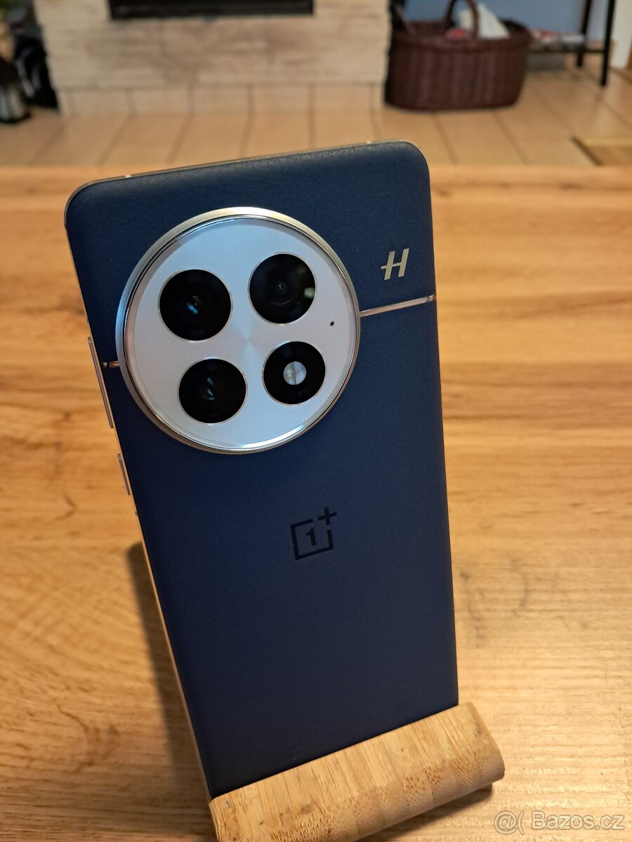 OnePlus 13 16/512 Gb modrý - 2