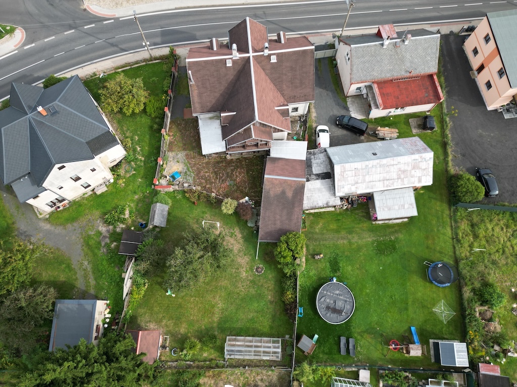 Investice - Dům 370m2 vhodný k výstavbě 4 bytových jednotek - 2