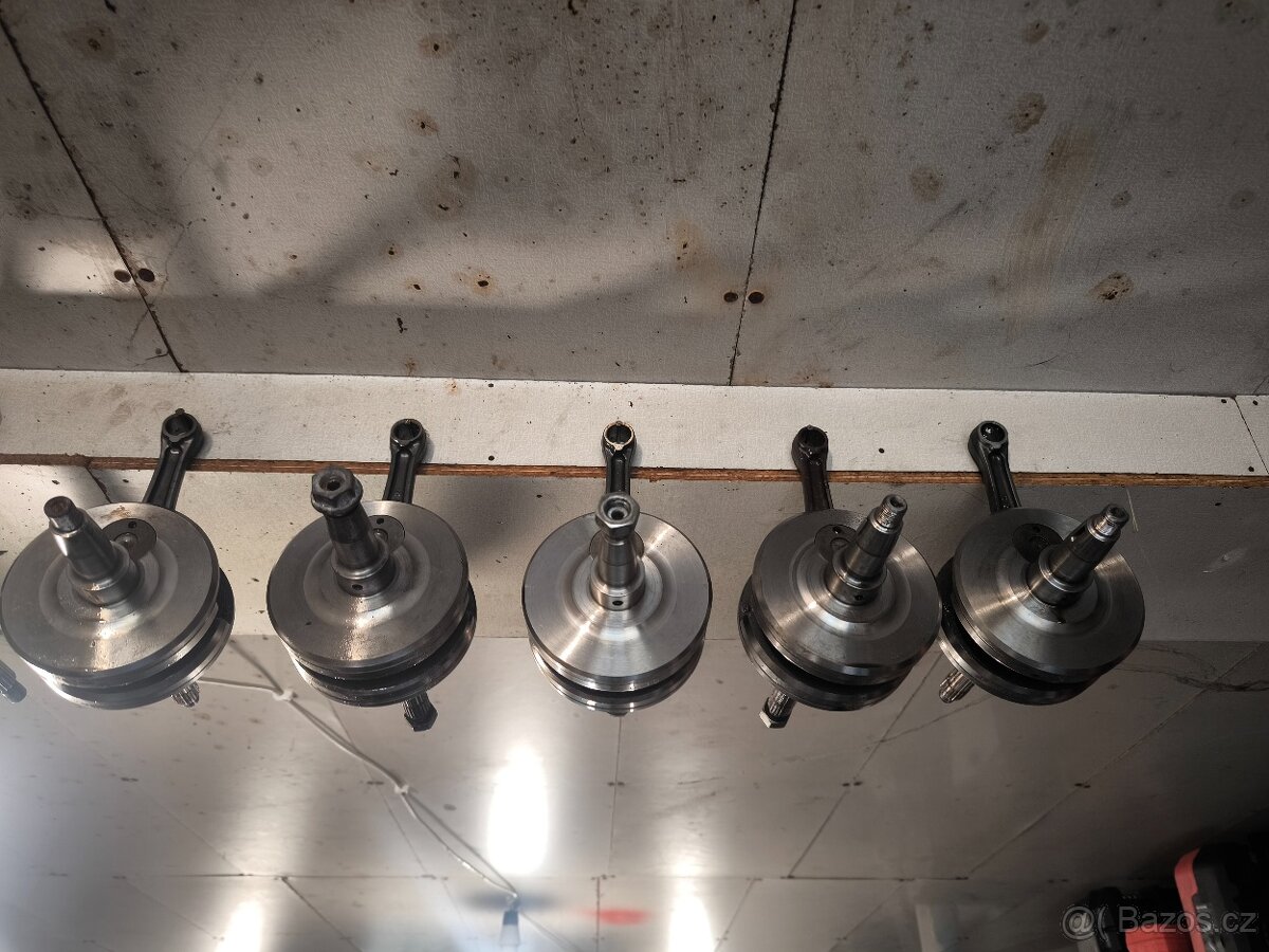 Kluka Piaggio 125 - 2