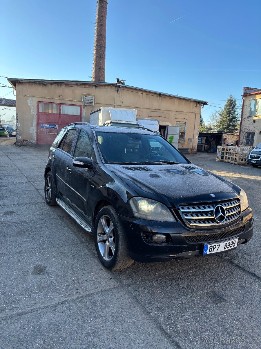 Mercedes-Benz ML 420 CDI W164 - 2