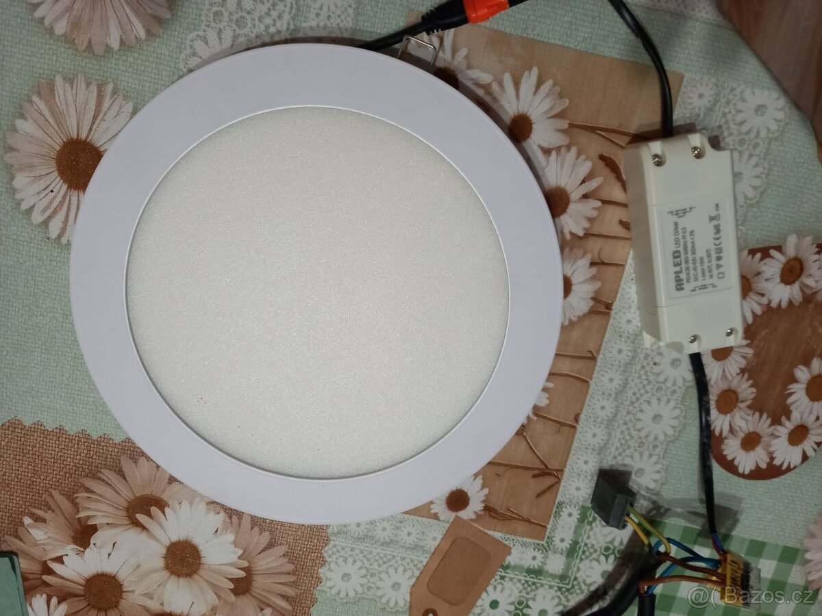 Led stropní světlo 18 w Apled nové - 2
