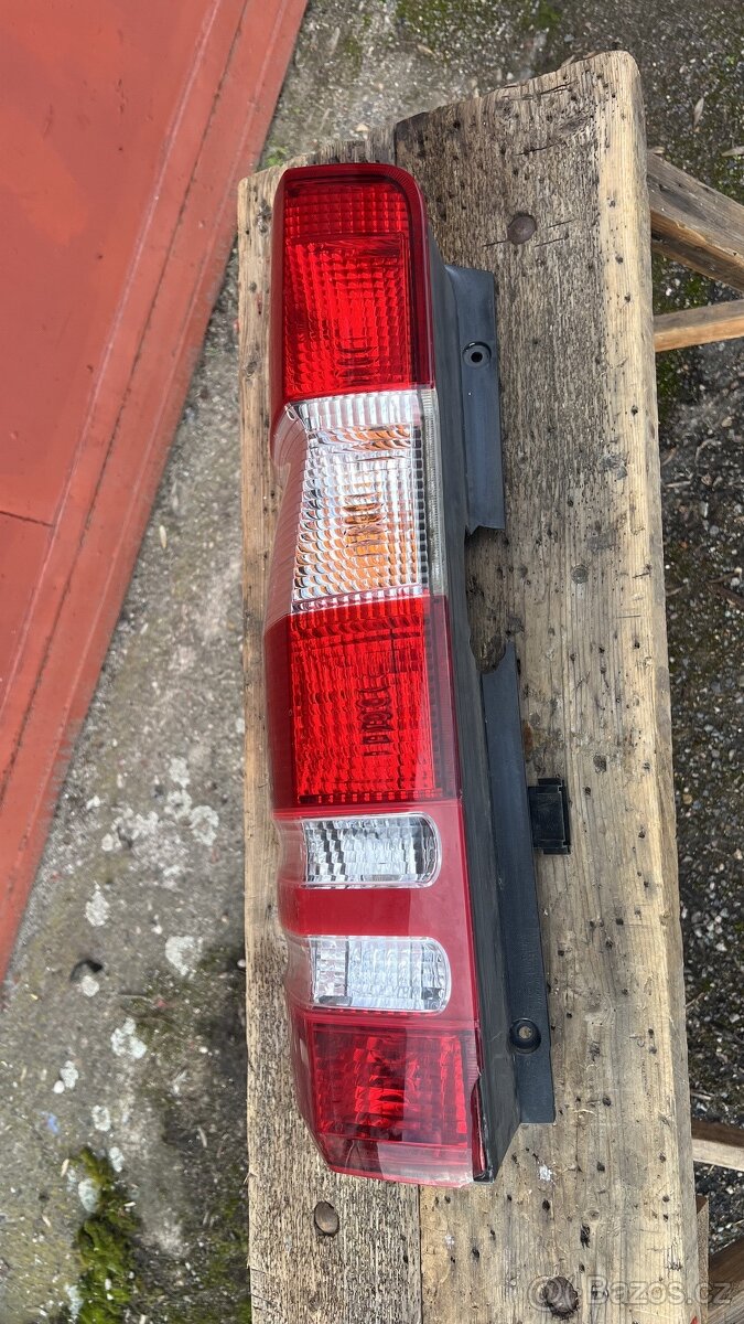 Sprinter 906 zadní světlo levé - 2
