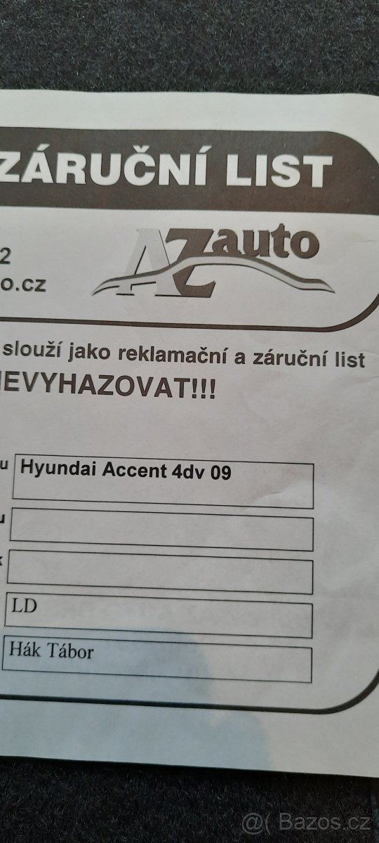 nové velurové koberce hyundai accent - 2