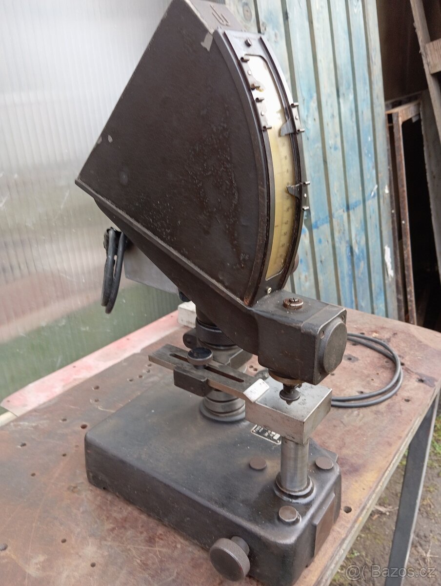 Měřící stojan - 2