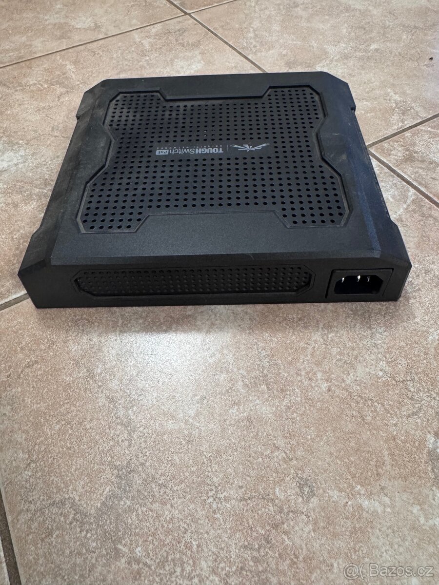 Mikrotik Tough switch POE - 2