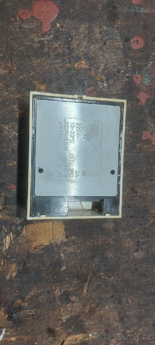 Starý termostat - 2