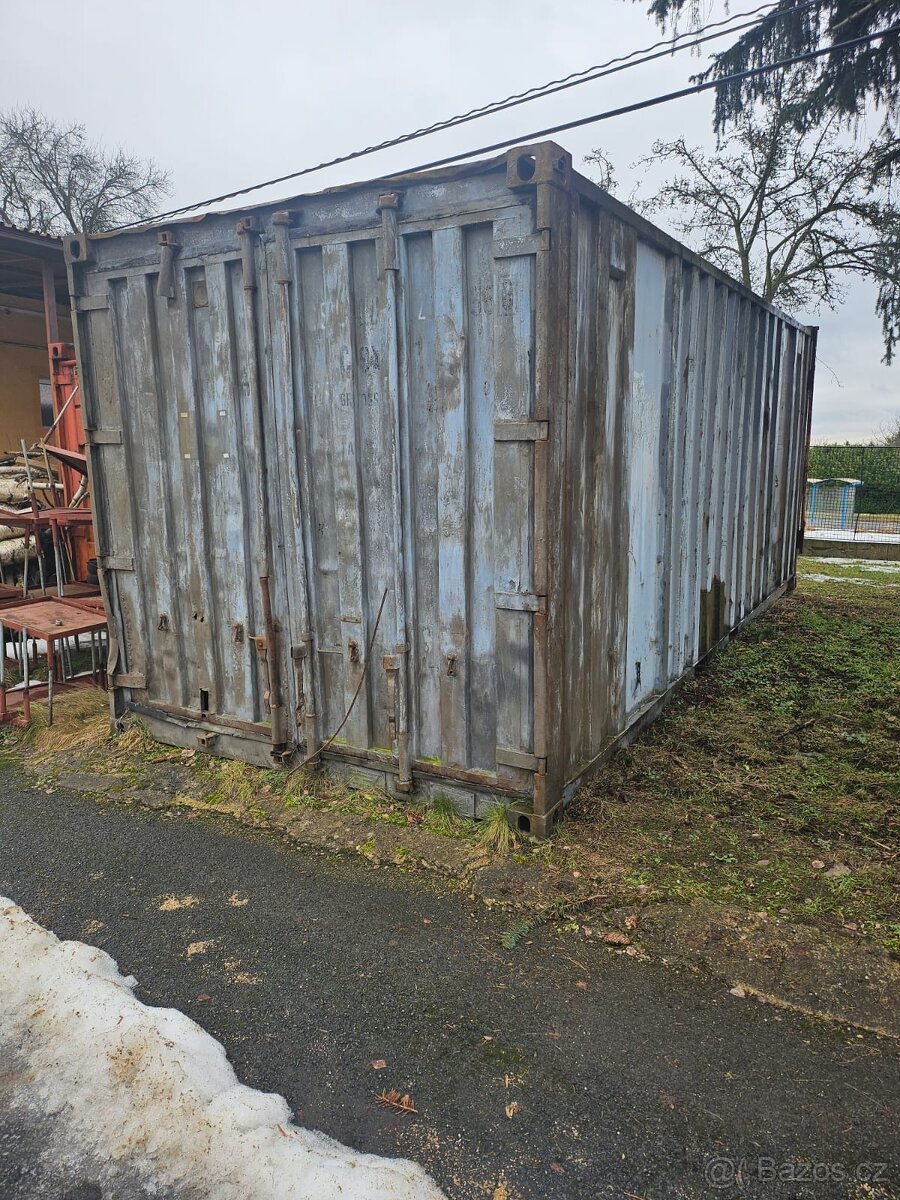 Lodní kontejner - 2