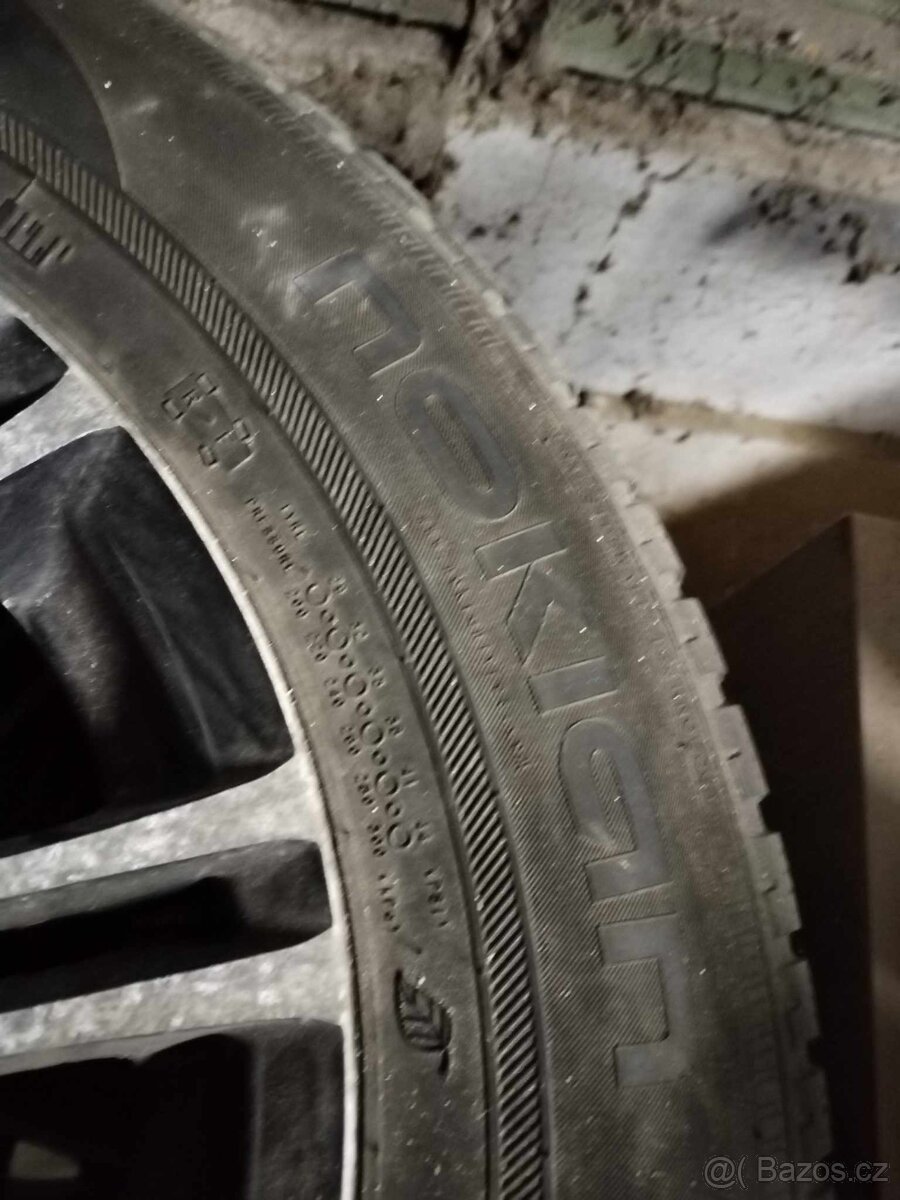 Kola NOKIAN 215/65 R 16 - 2