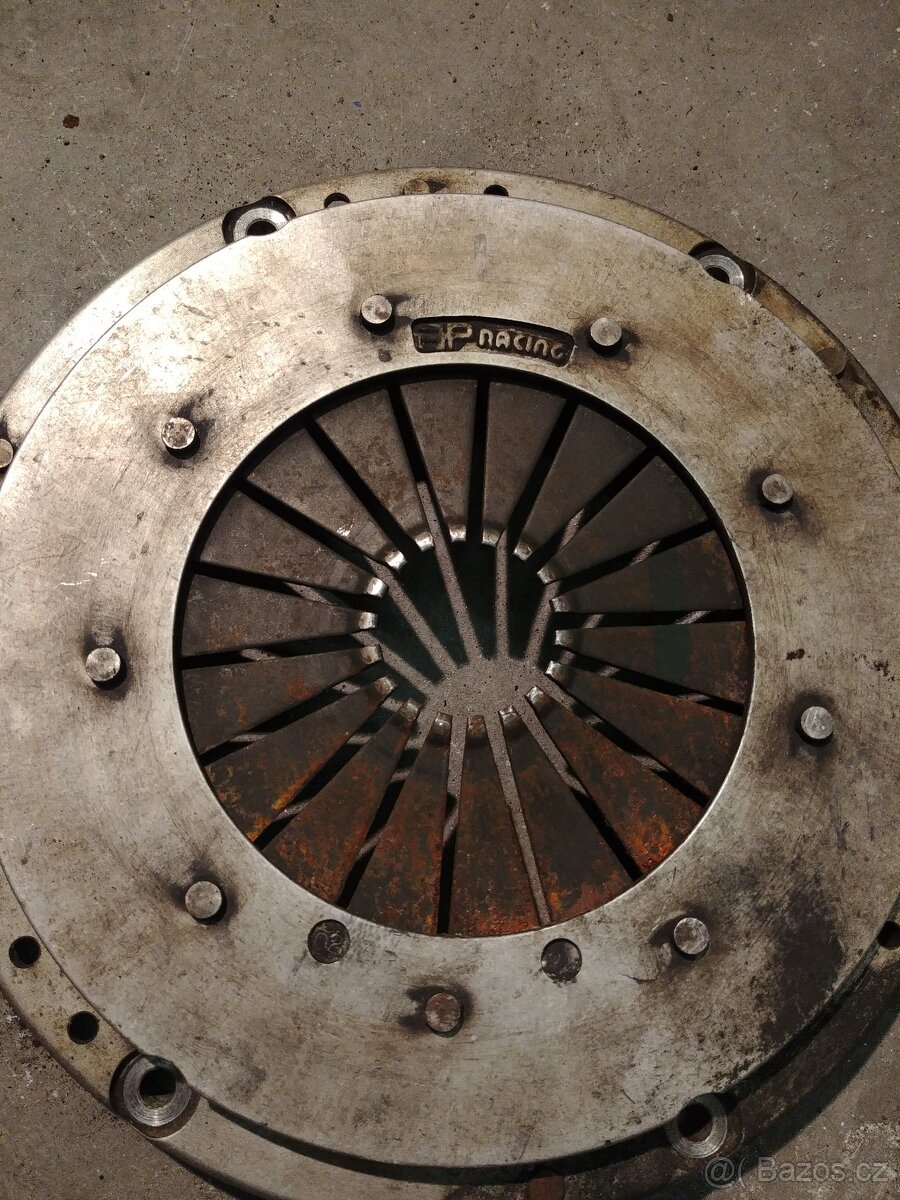 Díly na Ford Focus RS MK1 - 2