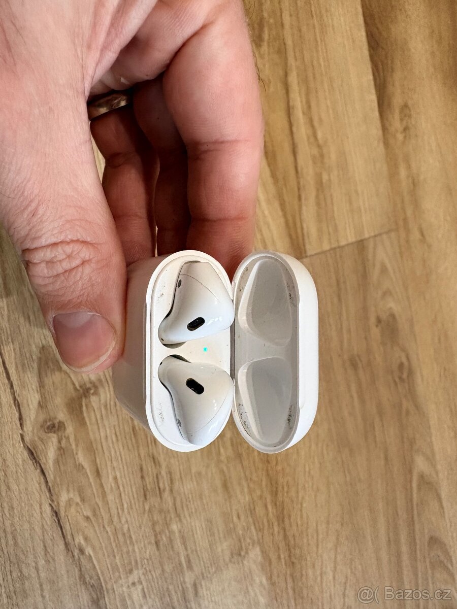 Apple AirPods 2 - 2