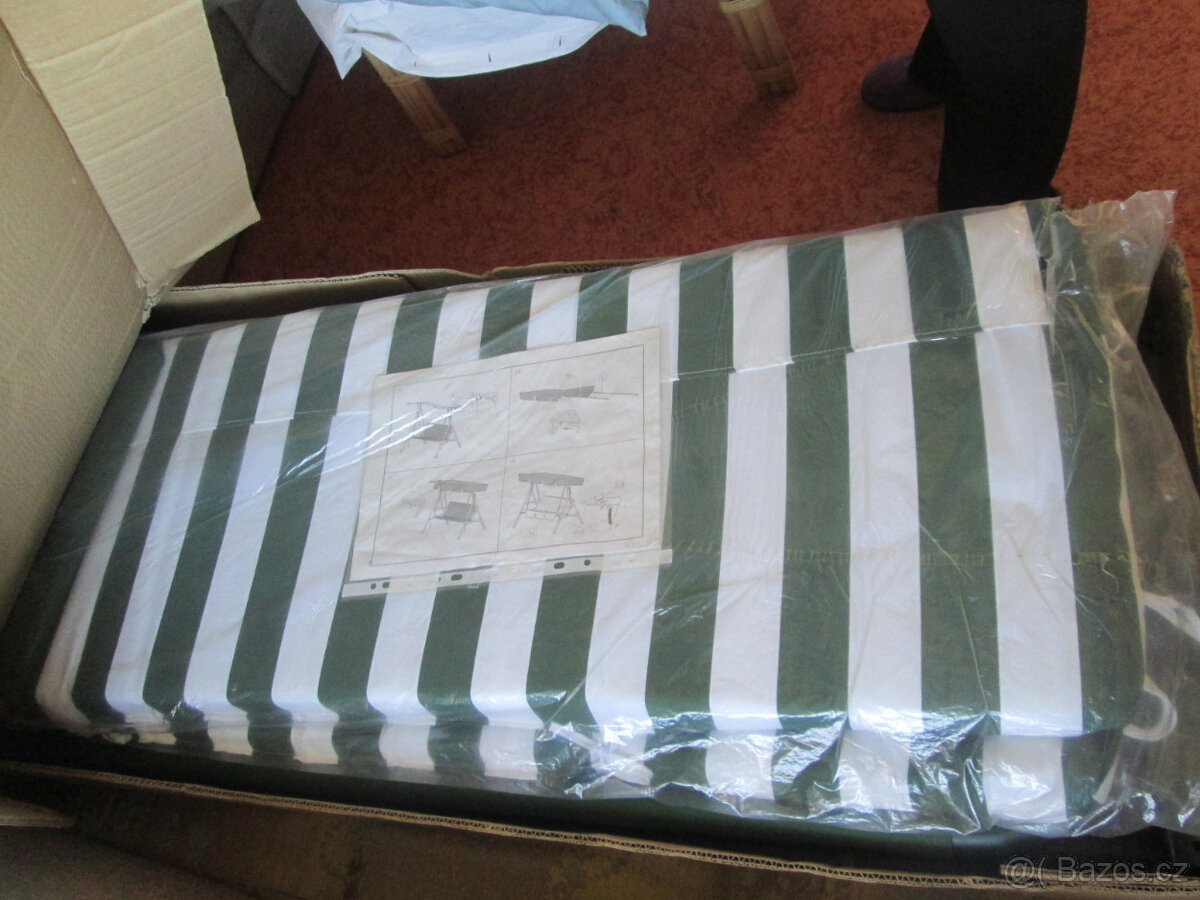 Zahradní houpačka - 2